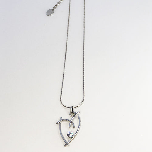 Modern Heart Shape Pendant Necklace
